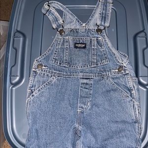 2t. OshKosh overall shorts